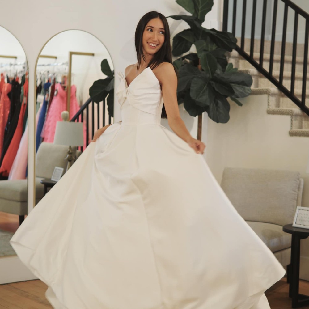 woman wearing a wedding dress